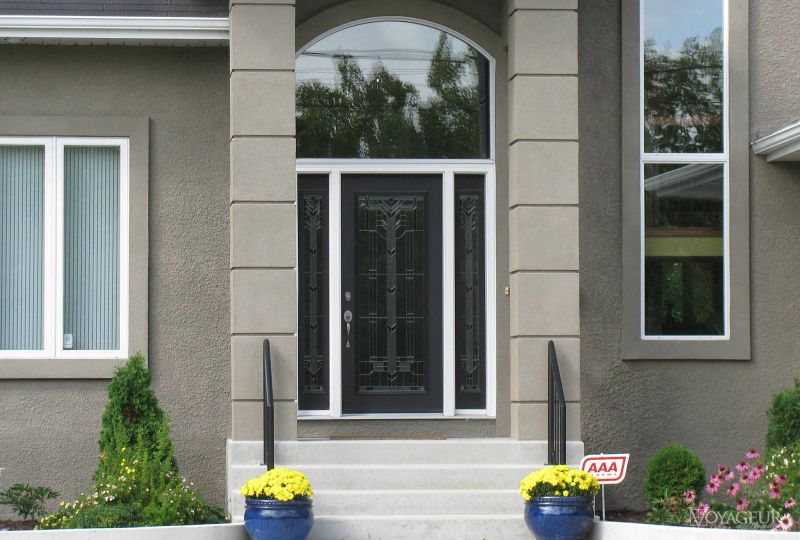 Door with Sidelights